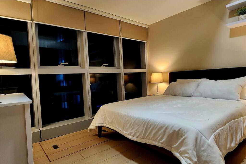 Casa Antonio At Uptown Parksuites Tower One Bgc Manila Eksteriør billede