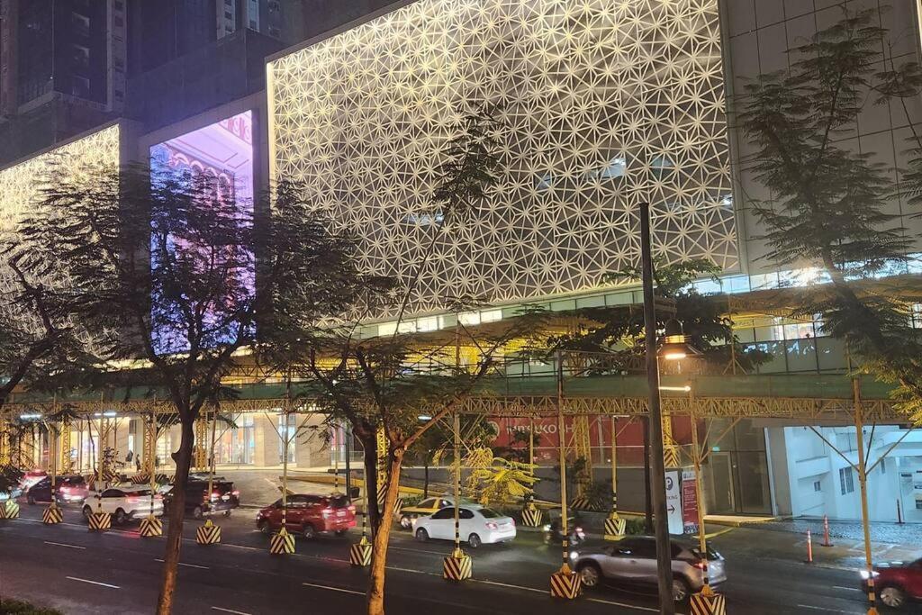 Casa Antonio At Uptown Parksuites Tower One Bgc Manila Eksteriør billede